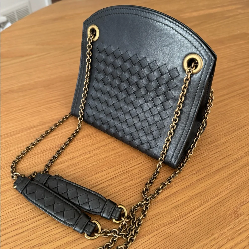 Bottega Veneta Black Intrecciato Leather Wallet on Chain